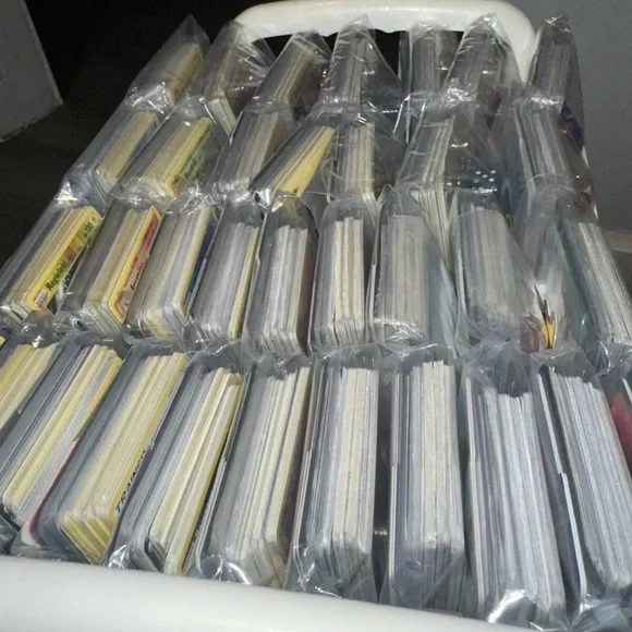 Pokemon Card MYSTERY PACK of 40+ CARDS TCG OFFICIAL GX EX VMAX VSTAR V+HOLOS - Picture 3 of 3